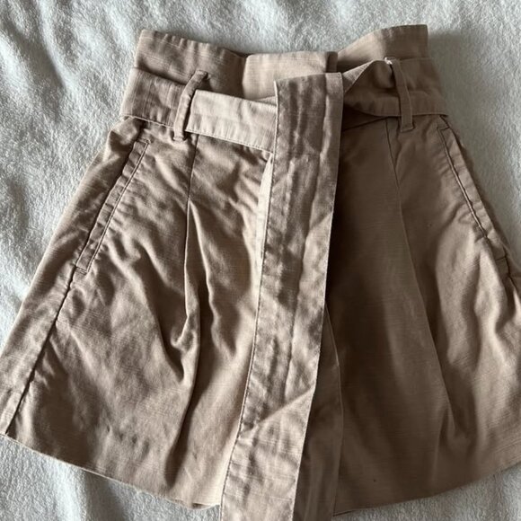 Wilfred Paperbag Shorts Bundle - Picture 1 of 2